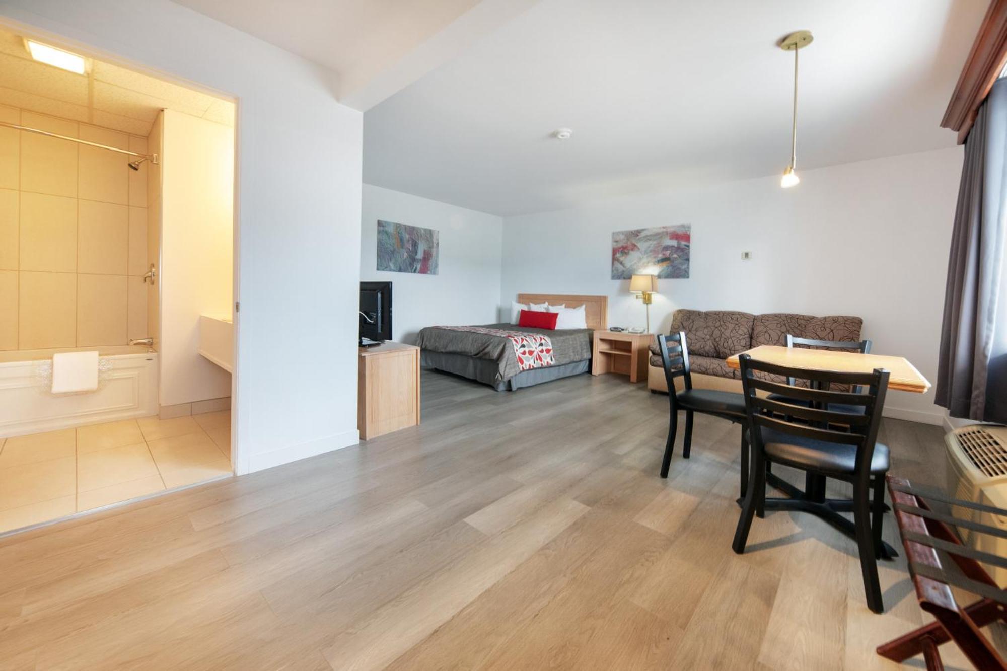 Gaspé Hotel Plante מראה חיצוני תמונה
