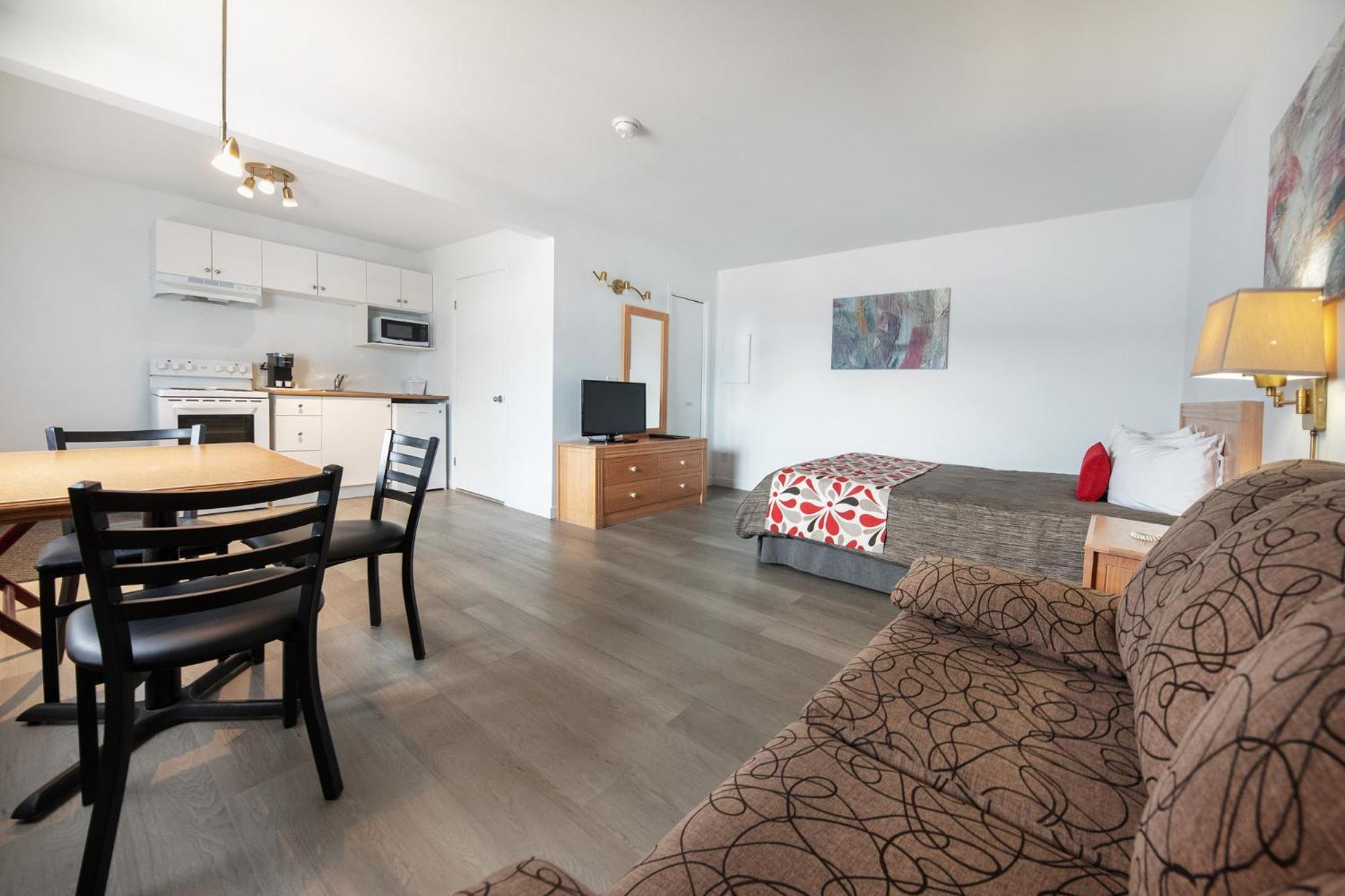 Gaspé Hotel Plante מראה חיצוני תמונה