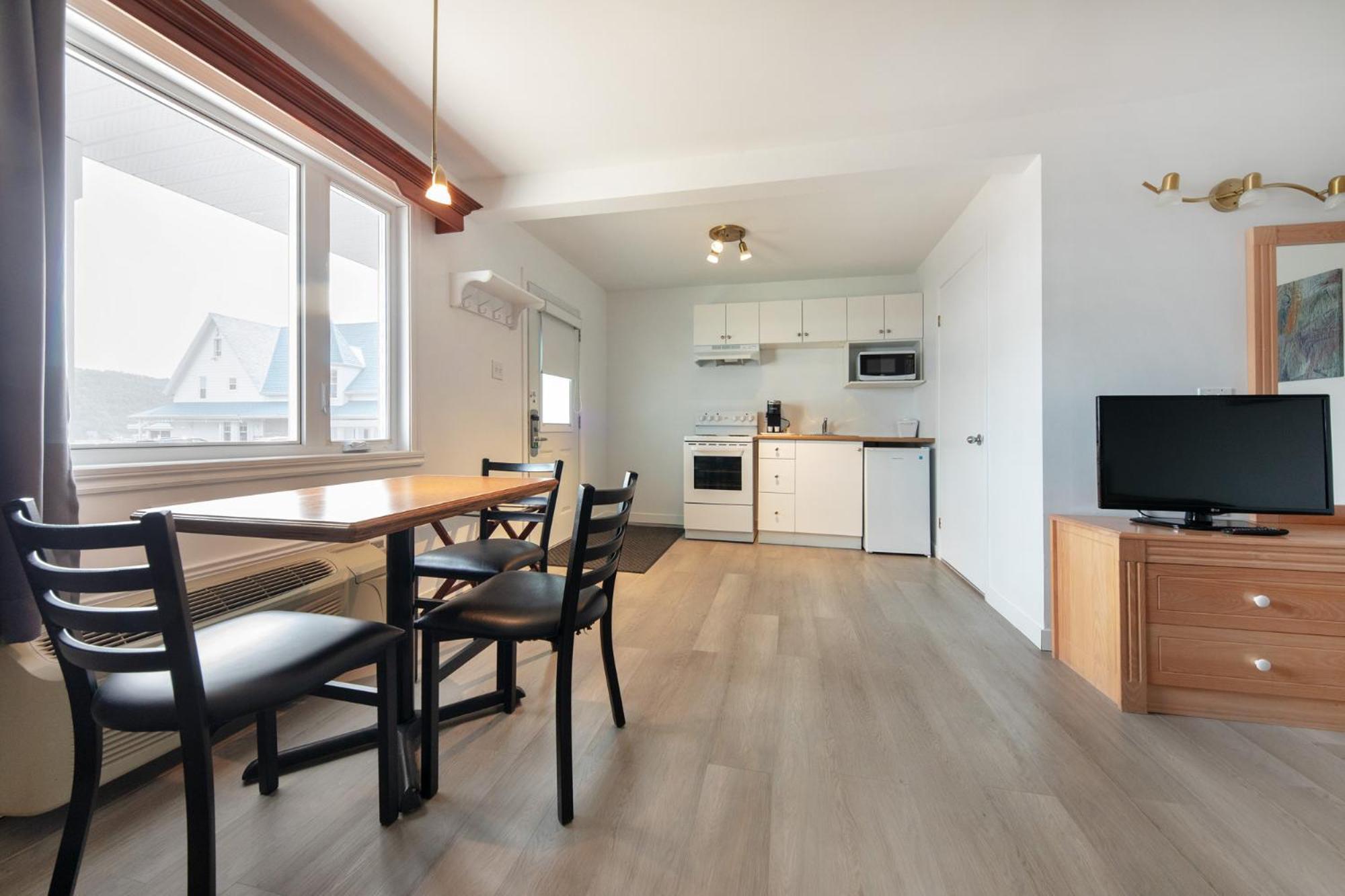Gaspé Hotel Plante מראה חיצוני תמונה