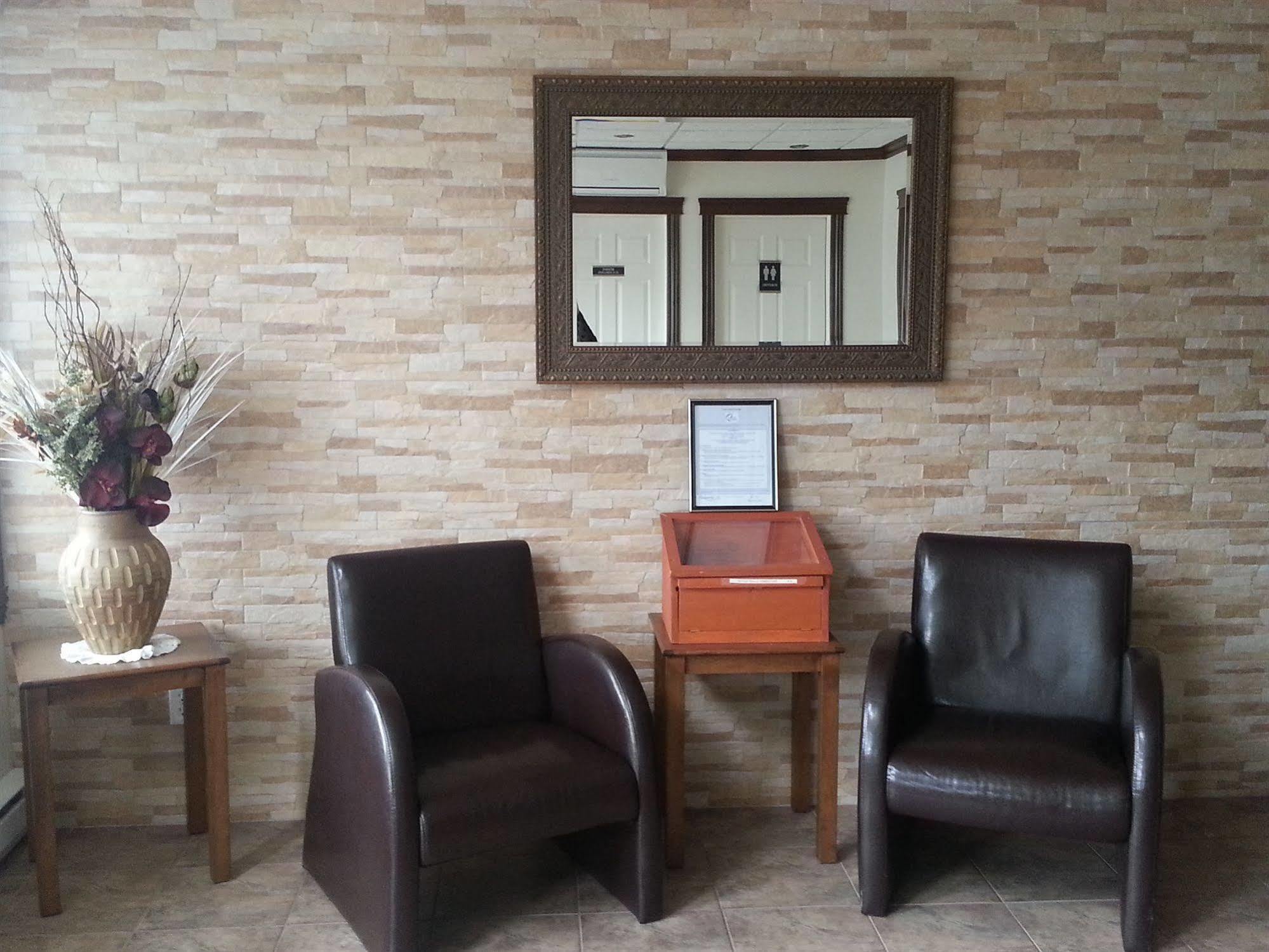 Gaspé Hotel Plante מראה חיצוני תמונה