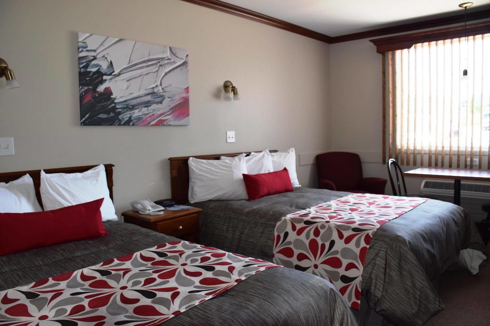Gaspé Hotel Plante מראה חיצוני תמונה